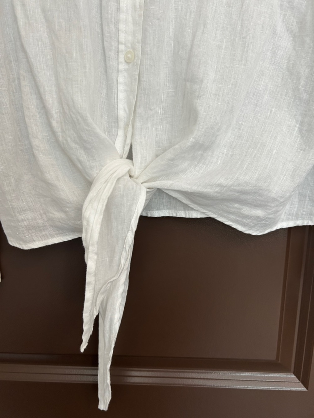 H&M White 100% Linen Tie-Front Button Down Shirt. Medium - Picture 3 of 5